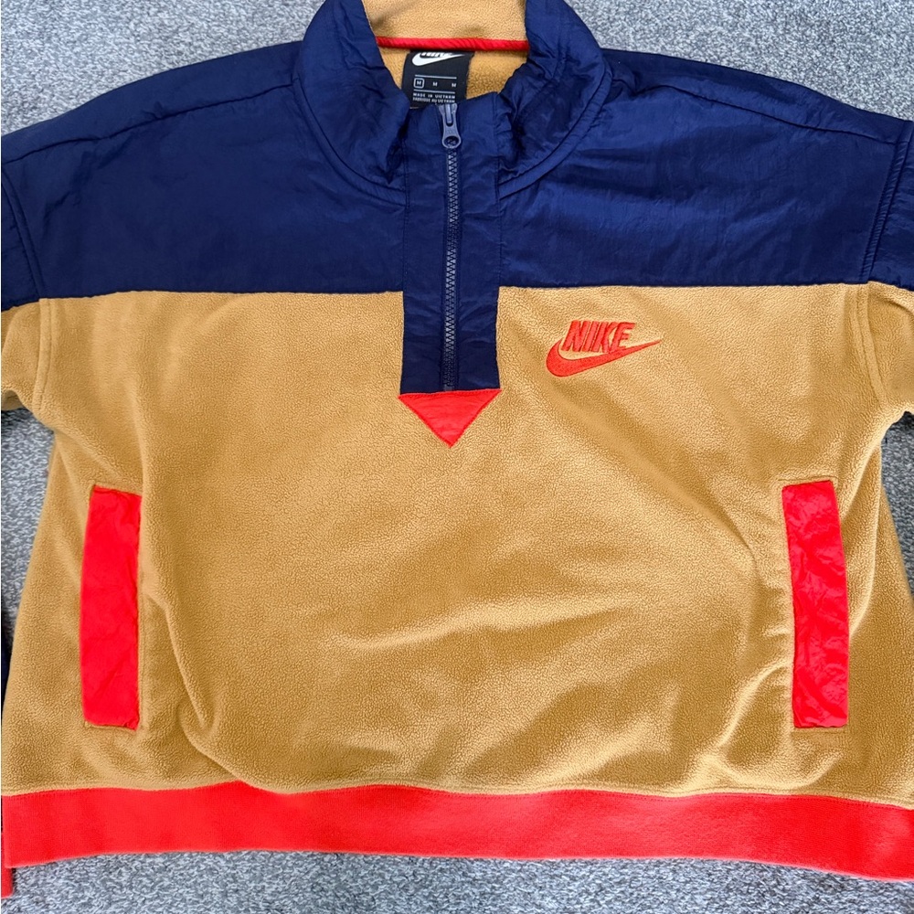 Women’s Nike Quarter-Zip Pullover - Picture 3 of 5